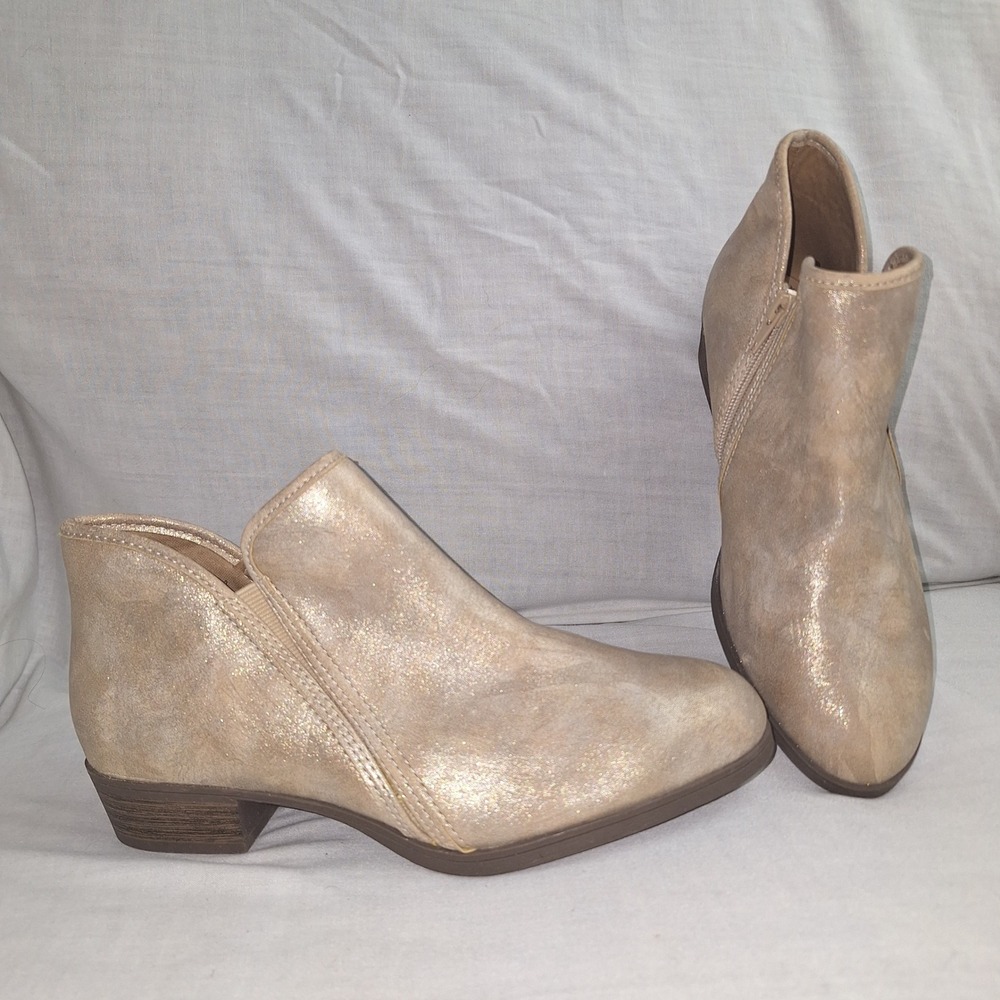 Y2K Boho Bohemian Whimsigoth Fairycore Retro Time and Tru Metallic Ankle Booties